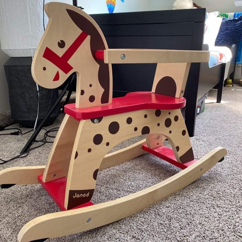 Beautiful wooden Ridding horse